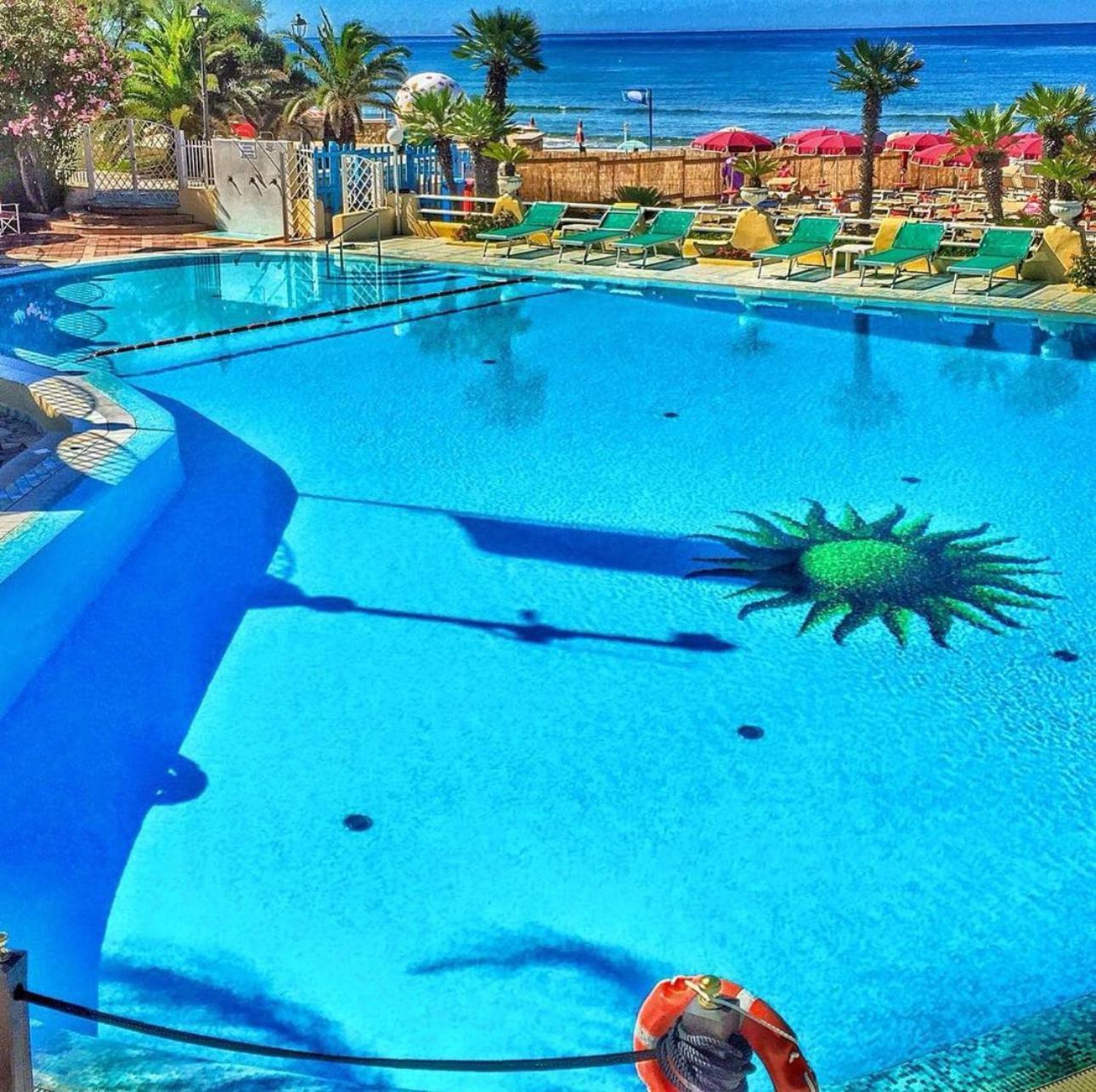Holidaycasa Leone - Con Posto Auto A 200Mt Dal Mare Sperlonga Eksteriør bilde