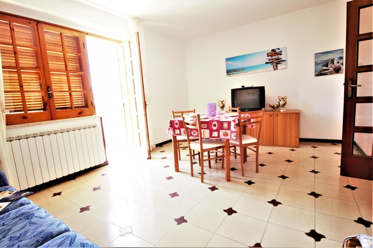 Holidaycasa Leone - Con Posto Auto A 200Mt Dal Mare Sperlonga Eksteriør bilde