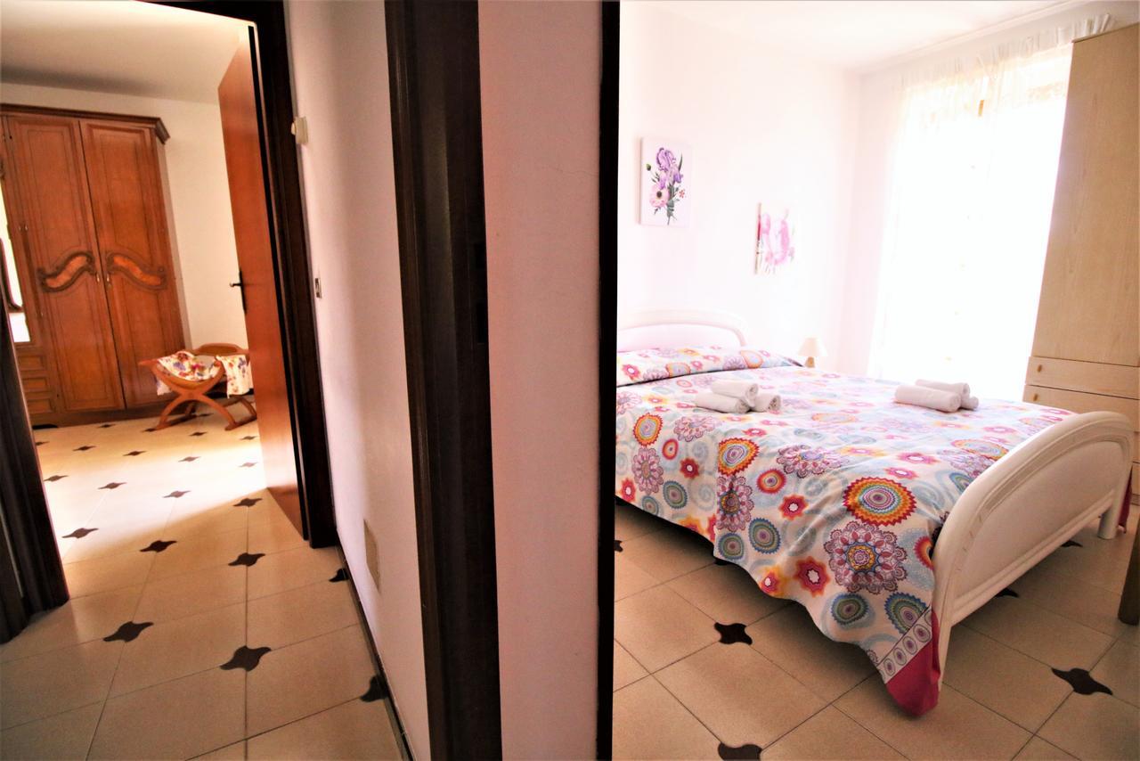 Holidaycasa Leone - Con Posto Auto A 200Mt Dal Mare Sperlonga Eksteriør bilde